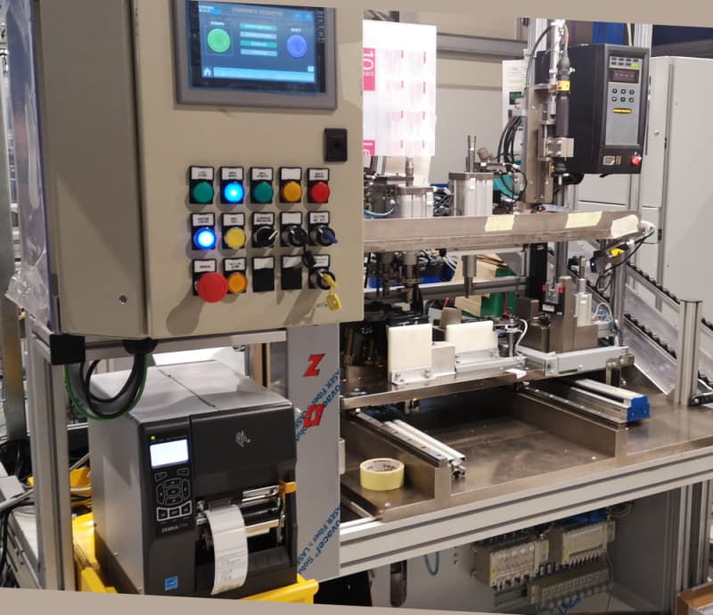 Linea Assemblaggio Pedali Auto